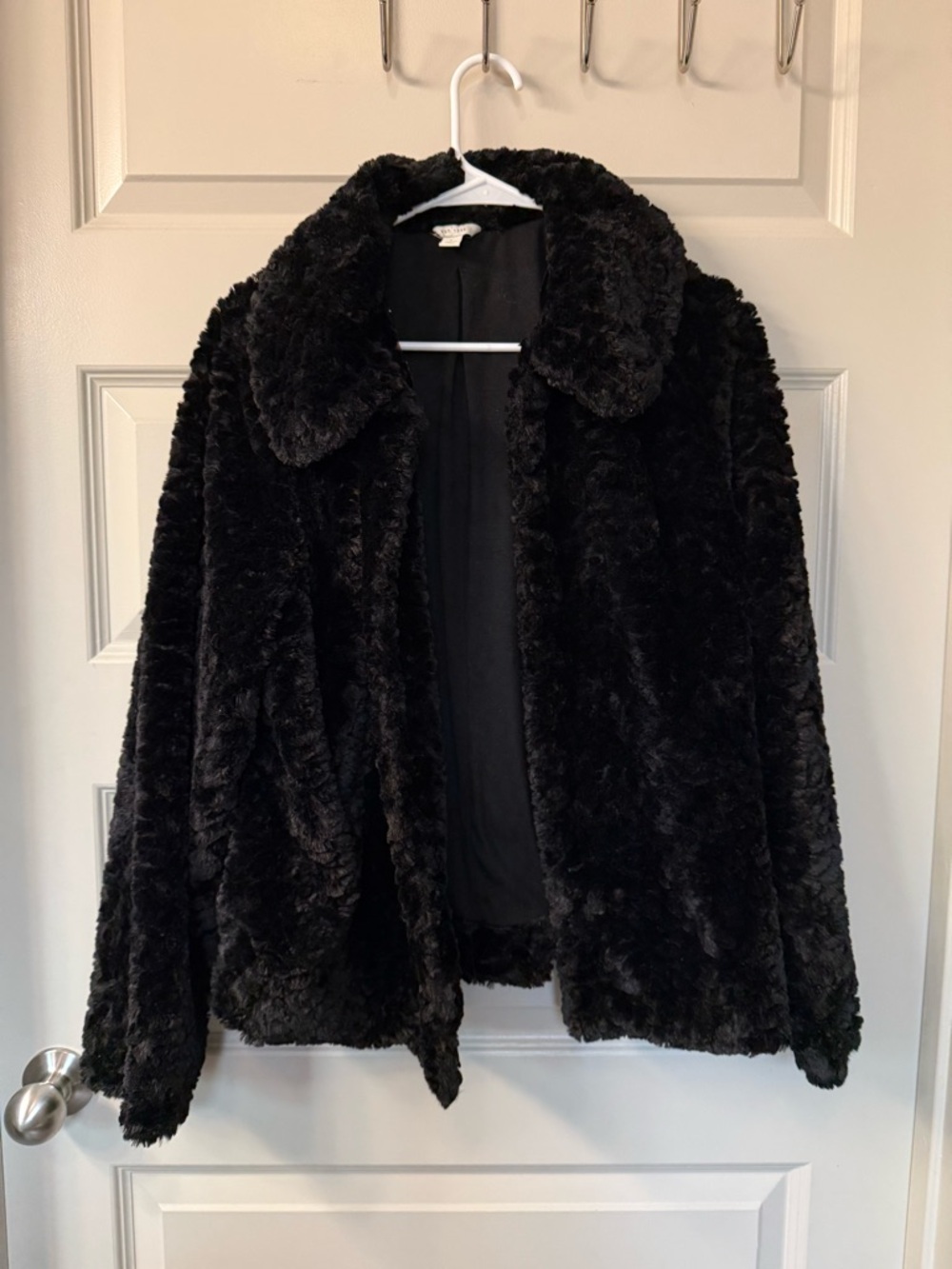 Black Faux Fur Women's Jacket